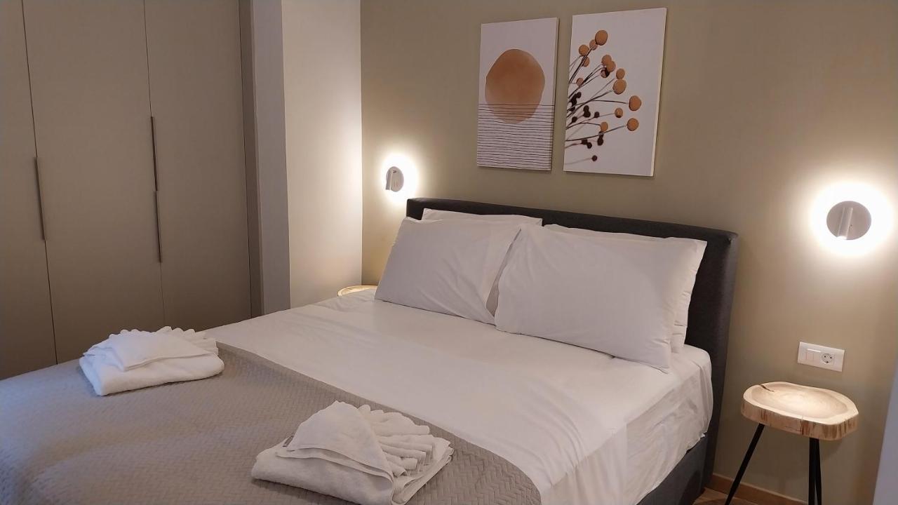 Uni Island - City Heart Suites Candia Esterno foto