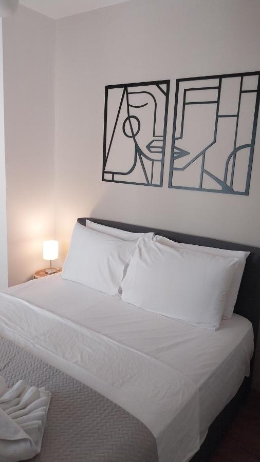 Uni Island - City Heart Suites Candia Esterno foto