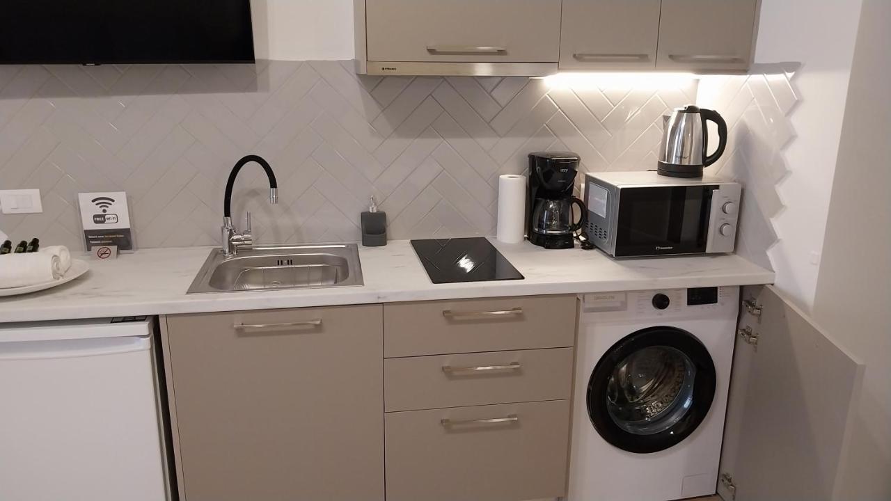 Uni Island - City Heart Suites Candia Esterno foto
