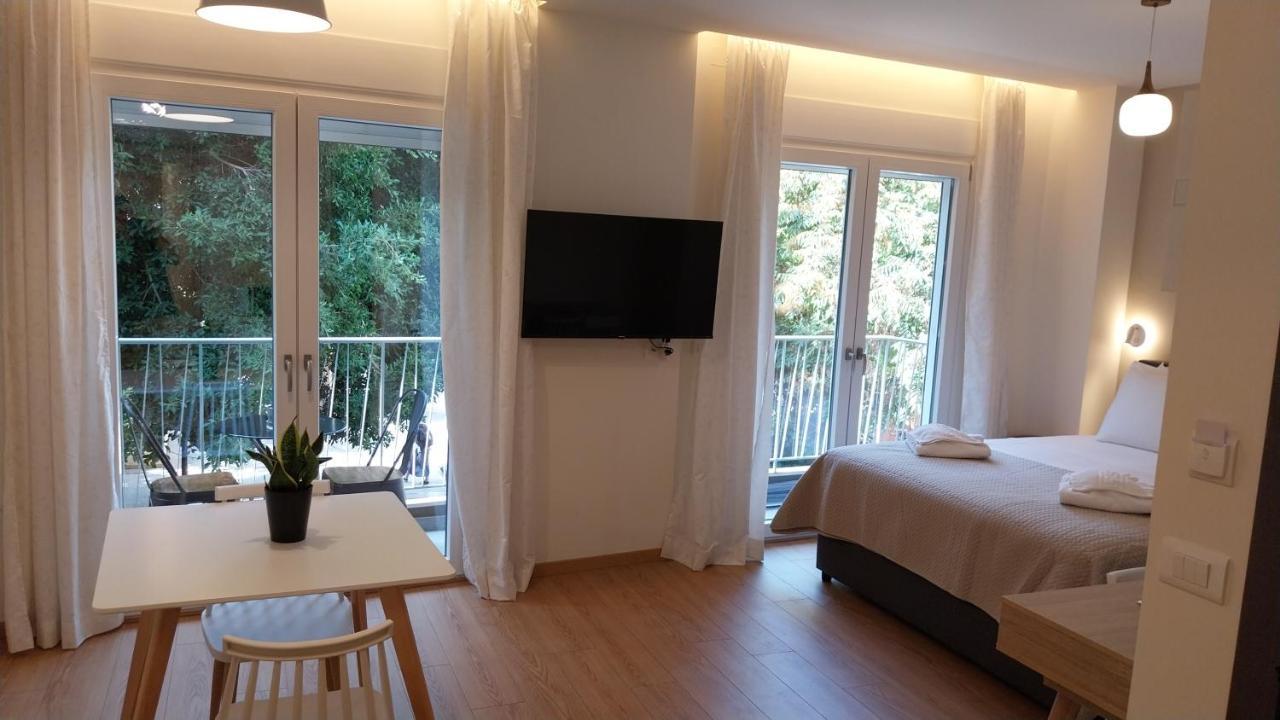 Uni Island - City Heart Suites Candia Esterno foto