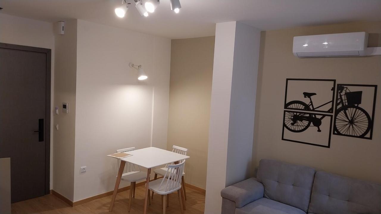Uni Island - City Heart Suites Candia Esterno foto