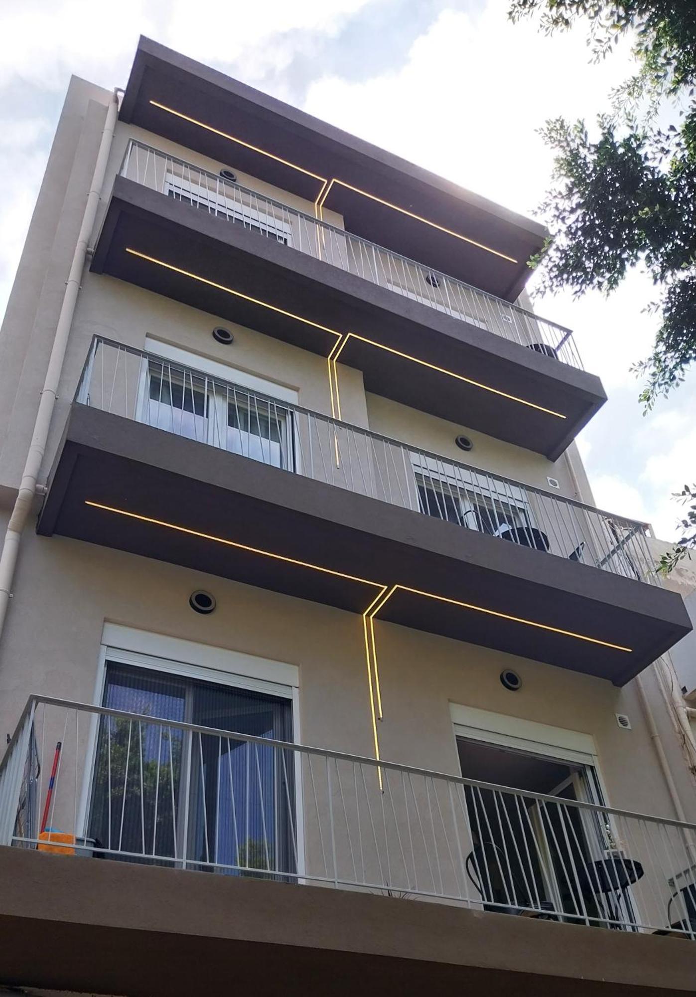 Uni Island - City Heart Suites Candia Esterno foto
