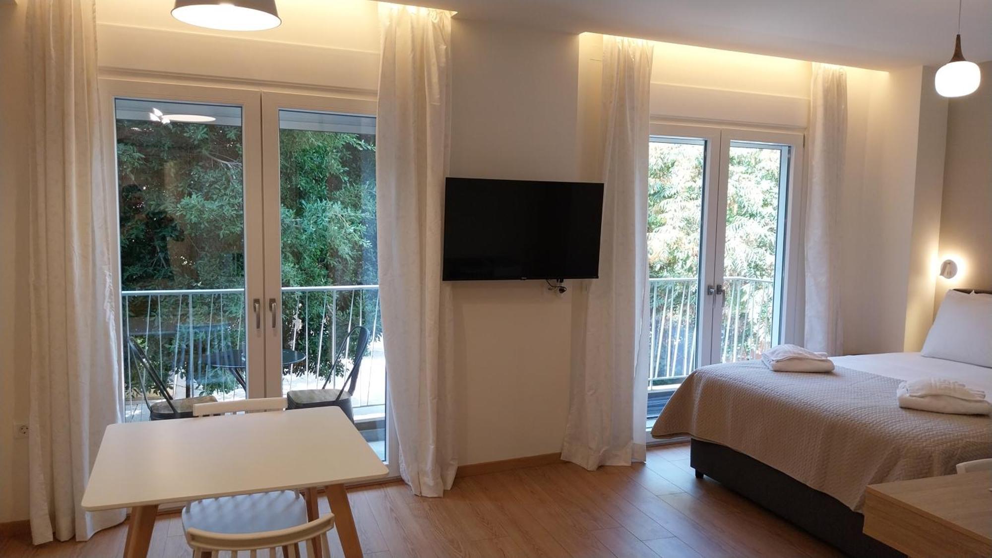 Uni Island - City Heart Suites Candia Esterno foto